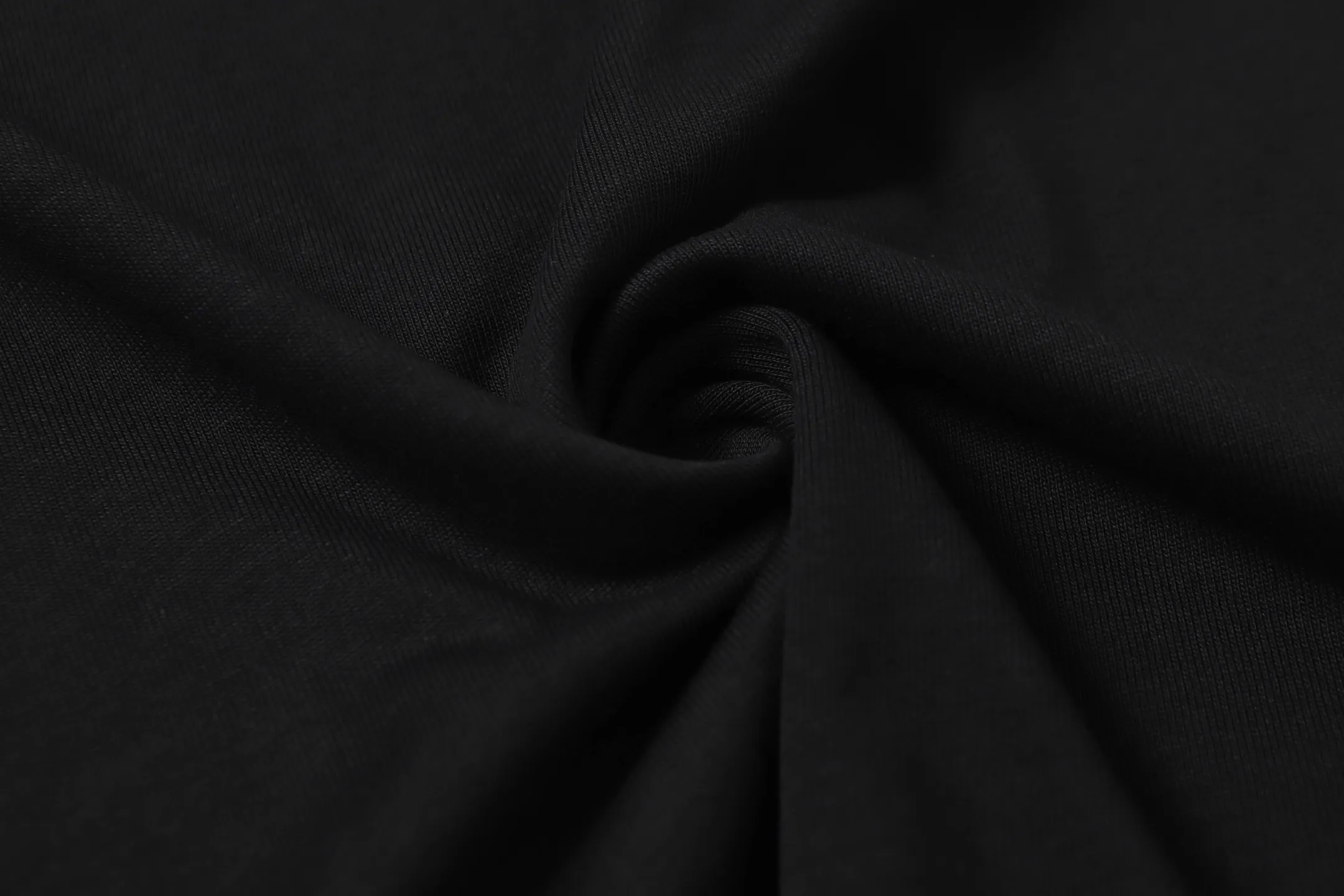 P114 Style number: A002 (no discount for running quantity) [Ralph Lauren round neck solid color pony embroidered logo pure cotton short sleeves] ✅270g double yarn fabric, custom woven and dyed threads ✅Original sticker Scan the QR code to enter the official website ✅Large version, loose and stylish, can wear up to 200 pounds Color: black white navy sky blue burgundy blue floral gray dark gray Size: S-XL